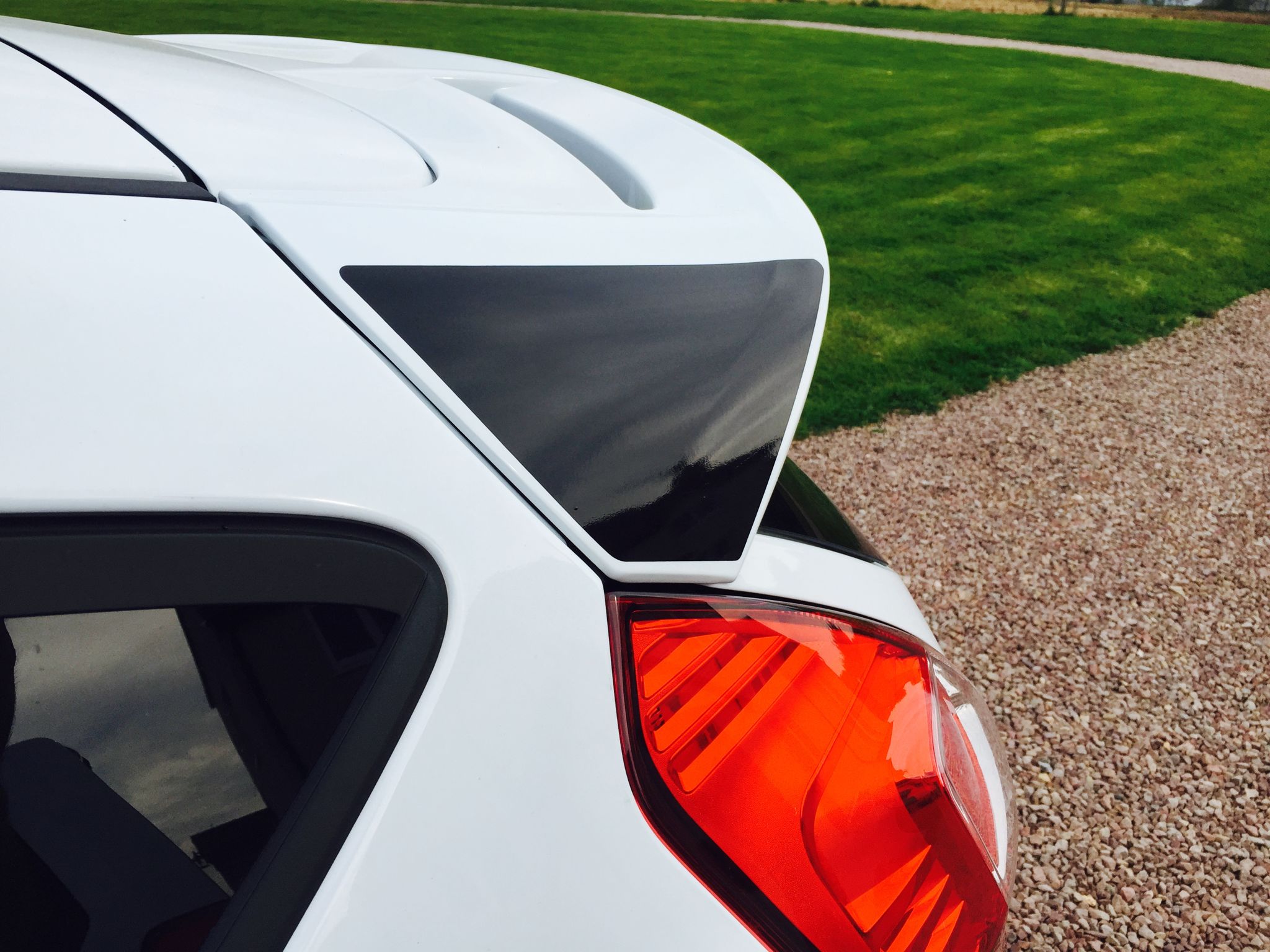 Genuine GM Rear End Spoiler Decal 84315250 – OEM Direct Replacement