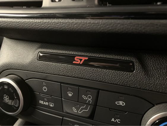 Focus Mk4 - Dash Badge - ST Logo