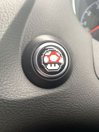 Super Mario Power Up Mushroom - Start Button Badge - 20mm